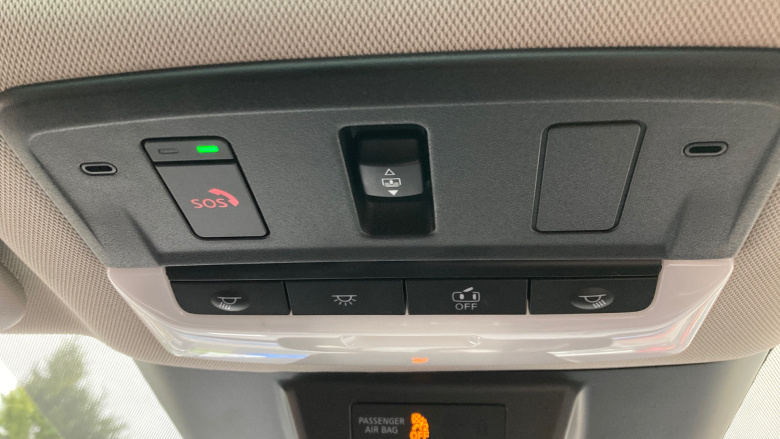 Nissan Qashqai 1.3 DiG-T MH Premiere Edition 5dr Petrol Hatchback